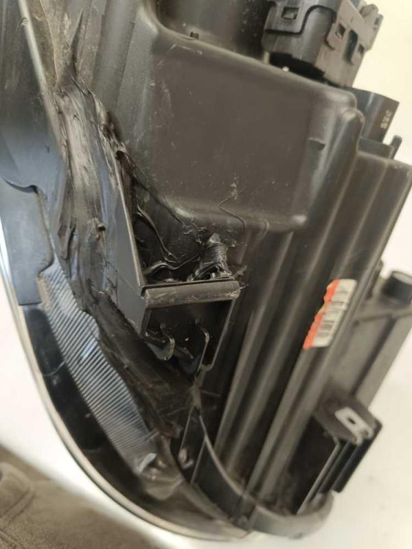 PHARE GAUCHE HYUNDAI iX35 2009-2013 - Vue 4